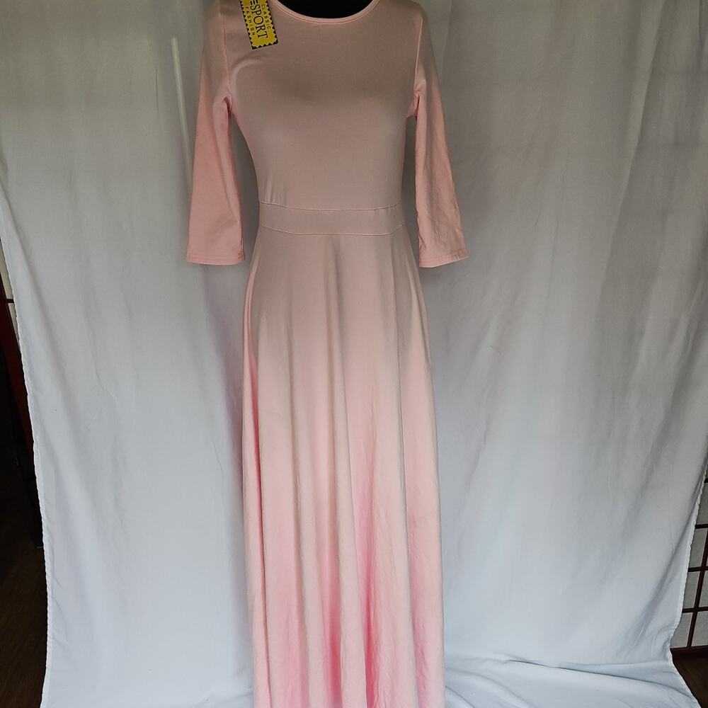 Pink stretchy fleece‎ formal dress NWT *minor pilling see photos* size small